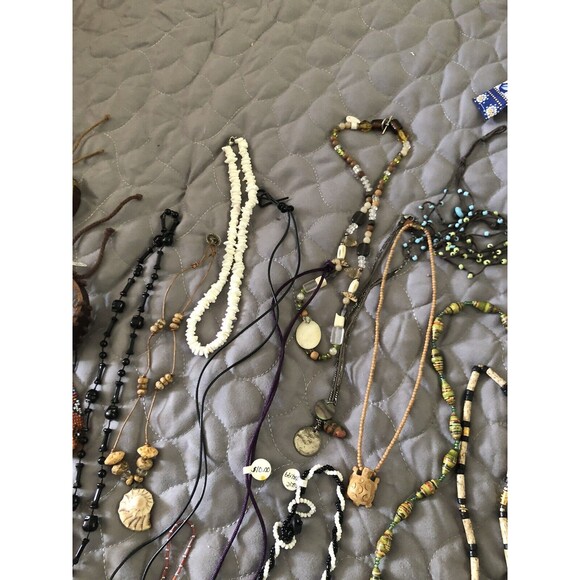 Vintage Boho ESTATE Lot Of 1970's & 80's Bracelets/Necklaces  RESALE 39 Pieces - Picture 6 of 10